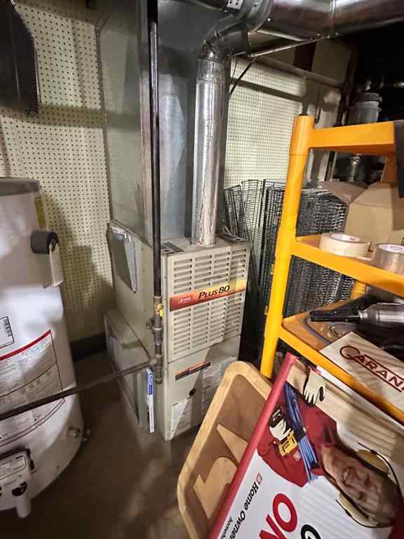 MLS&reg; # A2269455 - 124 2 Street W in Downtown Brooks, Commercial Open Houses