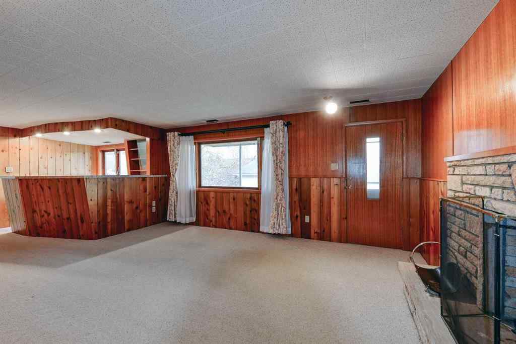 MLS® A2269461 - 1731 12 Avenue NW in Hounsfield Heights/Briar Hill Calgary, Residential