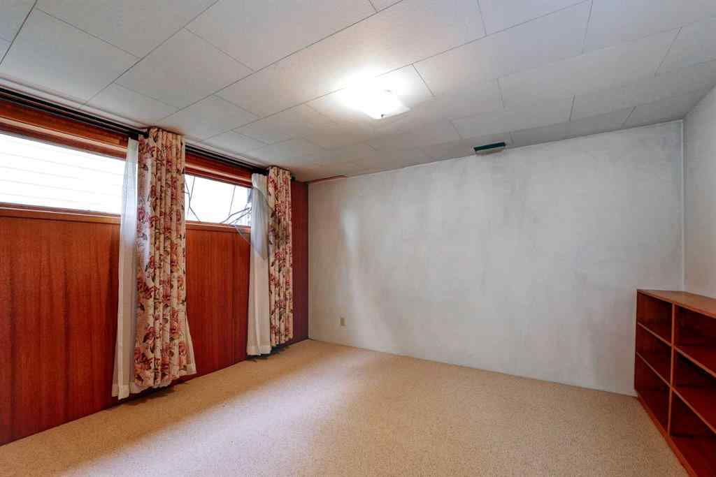 MLS® A2269461 - 1731 12 Avenue NW in Hounsfield Heights/Briar Hill Calgary, Residential