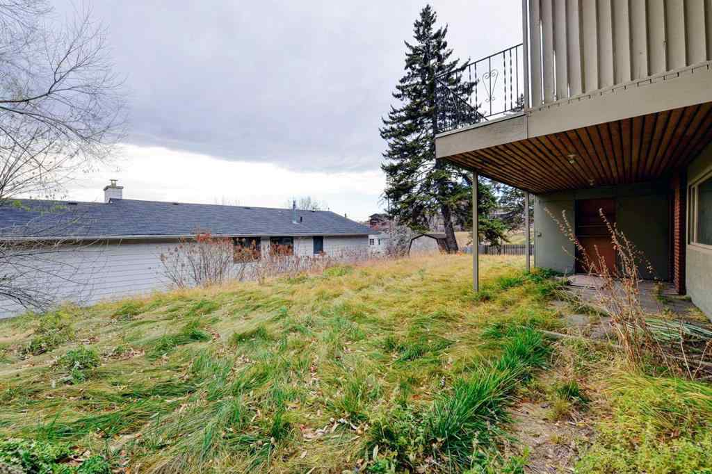 MLS® A2269461 - 1731 12 Avenue NW in Hounsfield Heights/Briar Hill Calgary, Residential