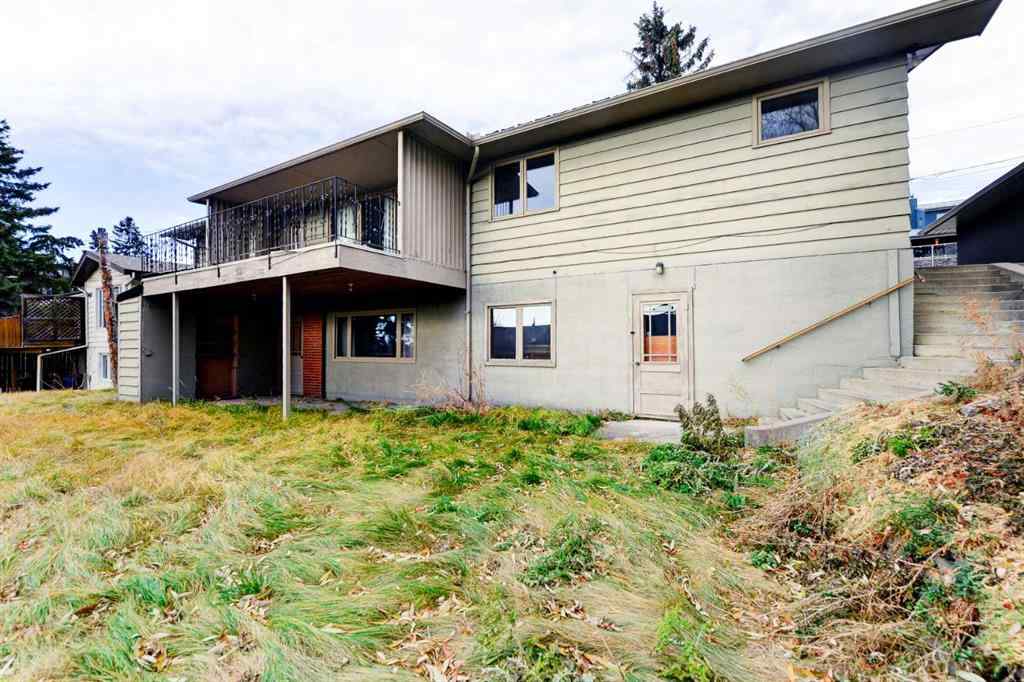 MLS® A2269461 - 1731 12 Avenue NW in Hounsfield Heights/Briar Hill Calgary, Residential