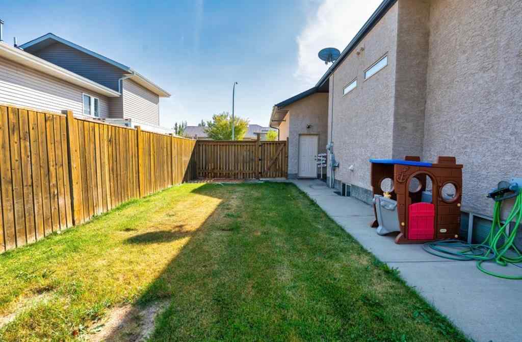 MLS® A2269465 - 6608 31 Avenue S in Enevold Camrose, Residential