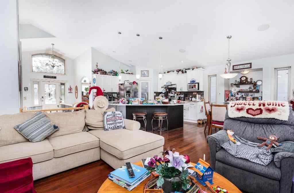 MLS® A2269465 - 6608 31 Avenue S in Enevold Camrose, Residential