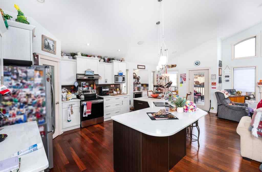 MLS® A2269465 - 6608 31 Avenue S in Enevold Camrose, Residential