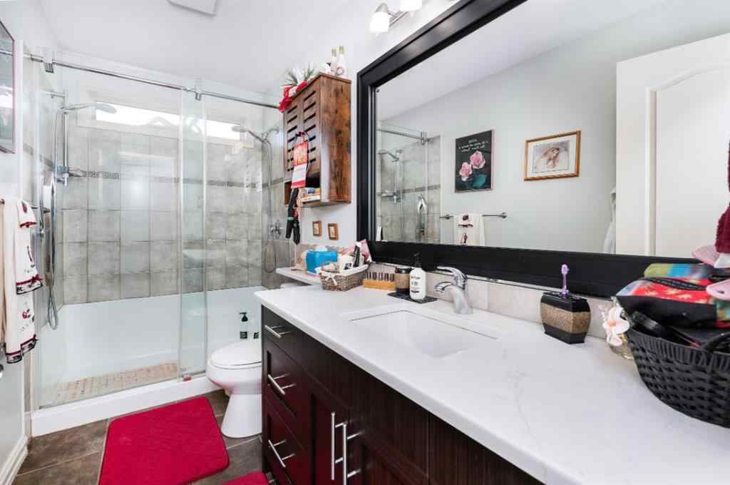 MLS® A2269465 - 6608 31 Avenue S in Enevold Camrose, Residential