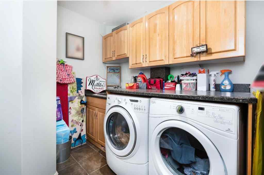 MLS® A2269465 - 6608 31 Avenue S in Enevold Camrose, Residential