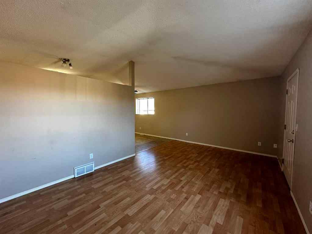 MLS&reg; # A2269467 - 72 Valleyview Drive SW in SW Hill Medicine Hat, Multi-Family Open Houses