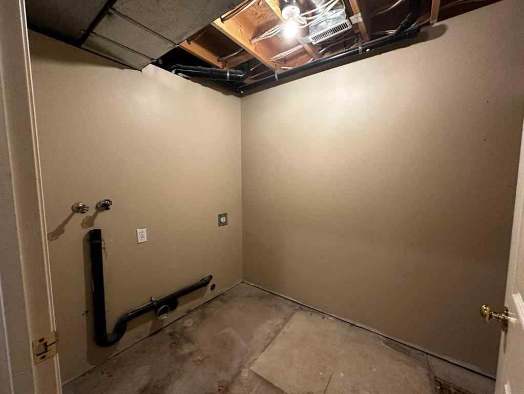 MLS&reg; # A2269467 - 72 Valleyview Drive SW in SW Hill Medicine Hat, Multi-Family Open Houses