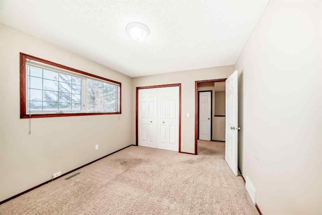 MLS&reg; # A2269474 - 25 Scotia Point NW in Scenic Acres Calgary, Residential Open Houses