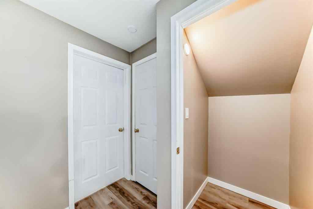 MLS&reg; # A2269474 - 25 Scotia Point NW in Scenic Acres Calgary, Residential Open Houses