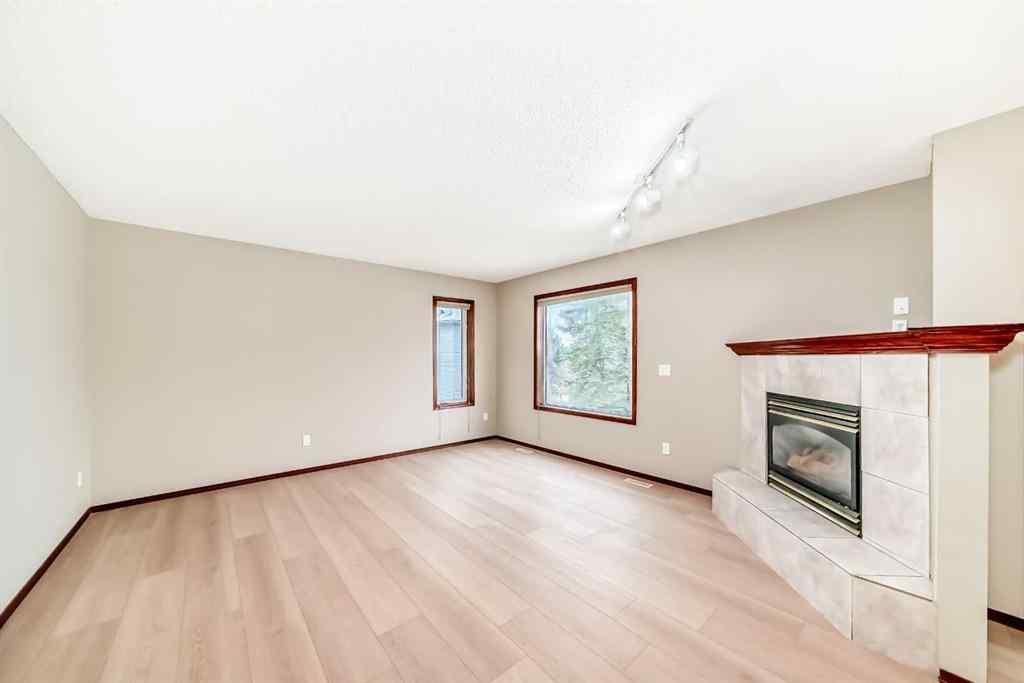 MLS&reg; # A2269474 - 25 Scotia Point NW in Scenic Acres Calgary, Residential Open Houses