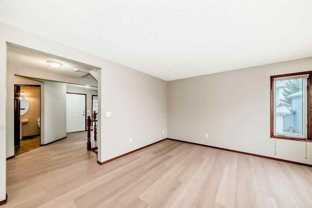 MLS&reg; # A2269474 - 25 Scotia Point NW in Scenic Acres Calgary, Residential Open Houses