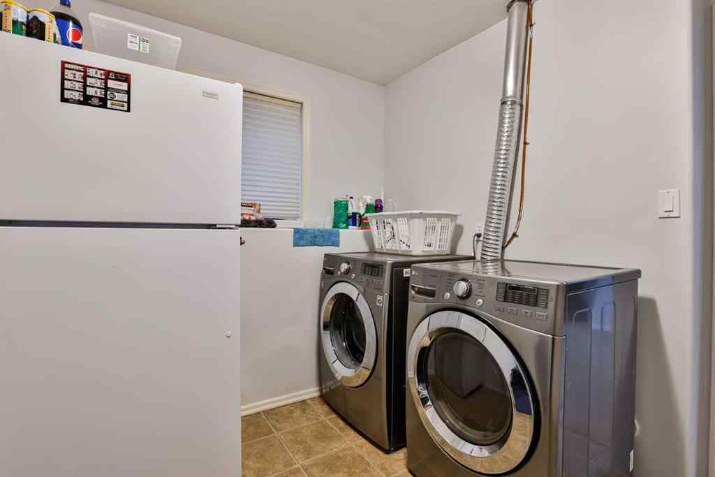 MLS&reg; # A2269477 - 273 Couleesprings Terrace S in Southgate Lethbridge, Residential Open Houses