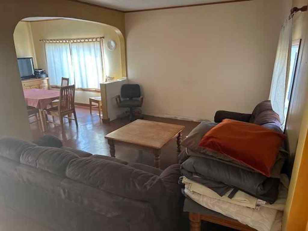 MLS&reg; # A2269478 - 212S 2nd Street W in NONE Hill Spring, Residential Open Houses