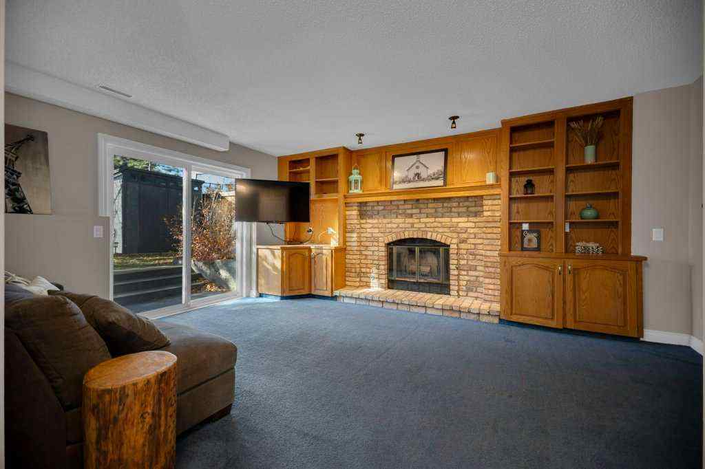 MLS® A2269480 - 164 Mckerrell Crescent SE in McKenzie Lake Calgary, Residential