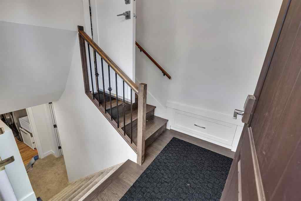 MLS® A2269481 - 3 Cardiff Drive NW in Cambrian Heights Calgary, Residential