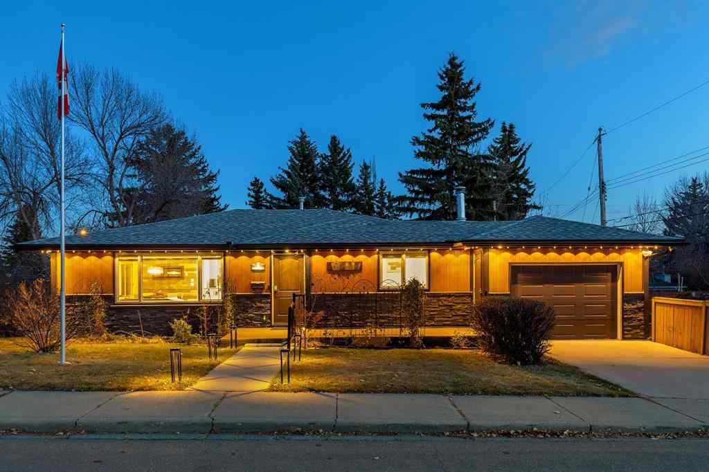 MLS® A2269481 - 3 Cardiff Drive NW in Cambrian Heights Calgary, Residential