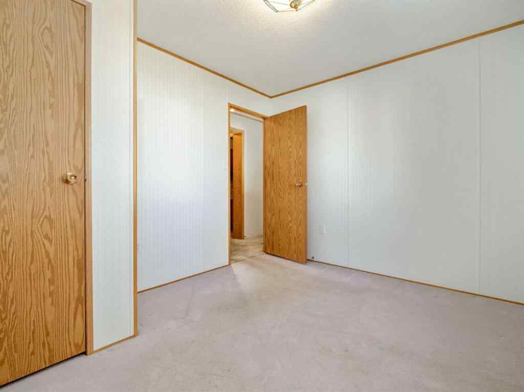 MLS® A2269482 - 2921 31 Avenue S in Parkbridge Estates Lethbridge, Mobile