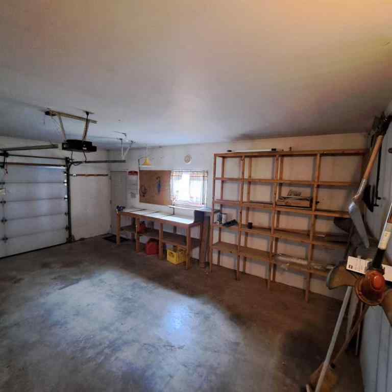 MLS® A2269482 - 2921 31 Avenue S in Parkbridge Estates Lethbridge, Mobile