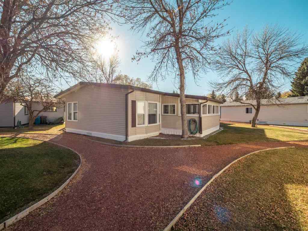 MLS® A2269482 - 2921 31 Avenue S in Parkbridge Estates Lethbridge, Mobile