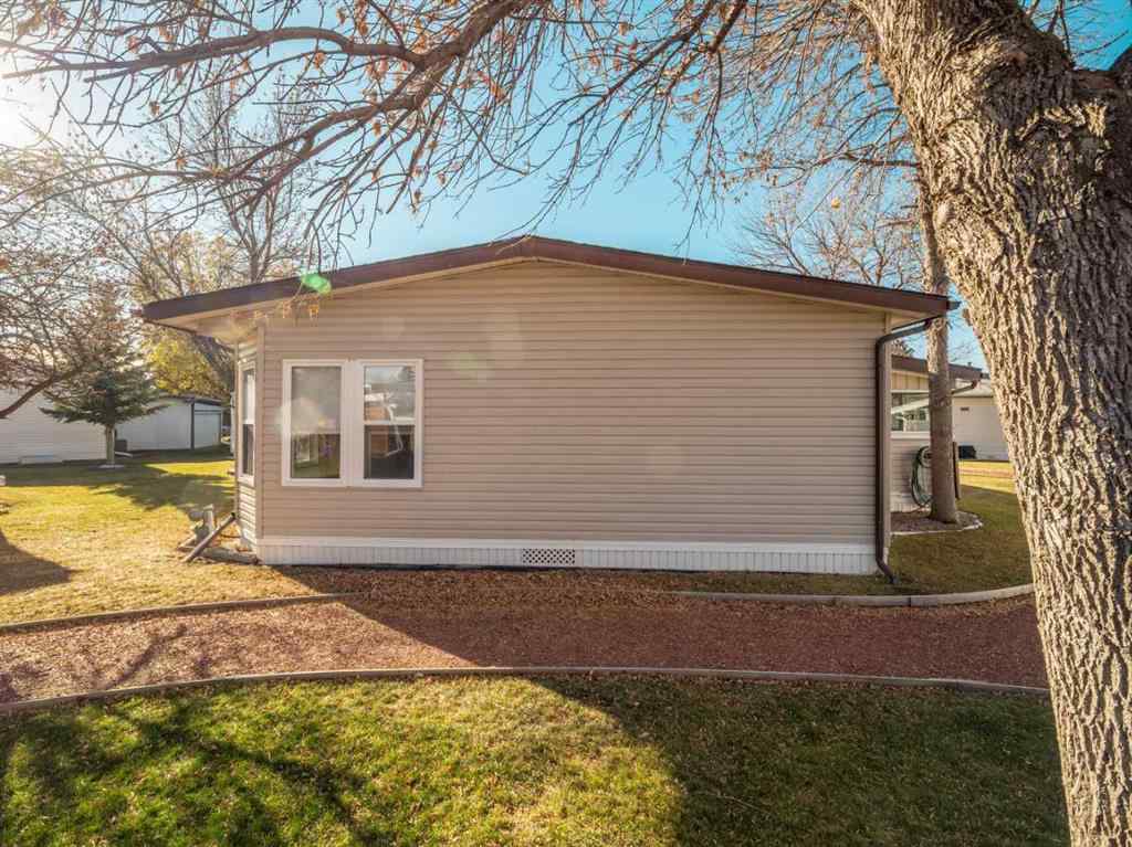 MLS® A2269482 - 2921 31 Avenue S in Parkbridge Estates Lethbridge, Mobile