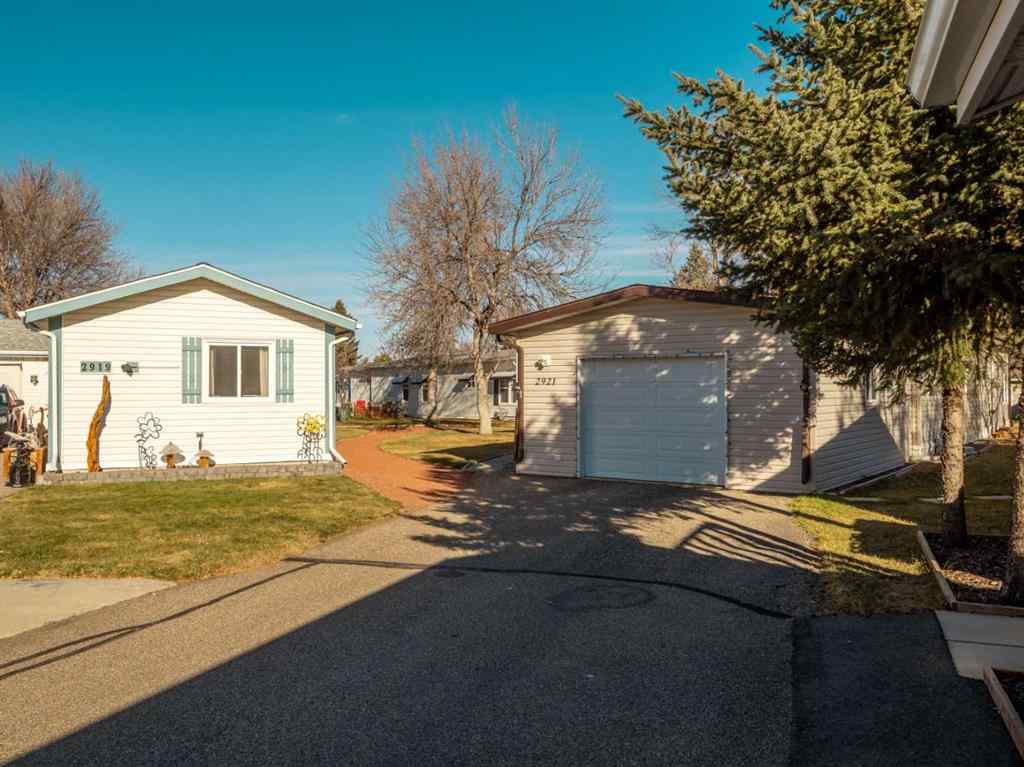 MLS® A2269482 - 2921 31 Avenue S in Parkbridge Estates Lethbridge, Mobile