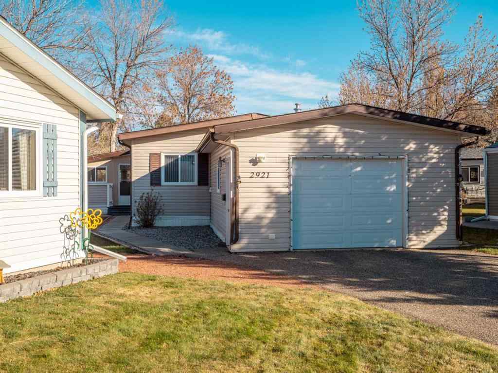 MLS® A2269482 - 2921 31 Avenue S in Parkbridge Estates Lethbridge, Mobile