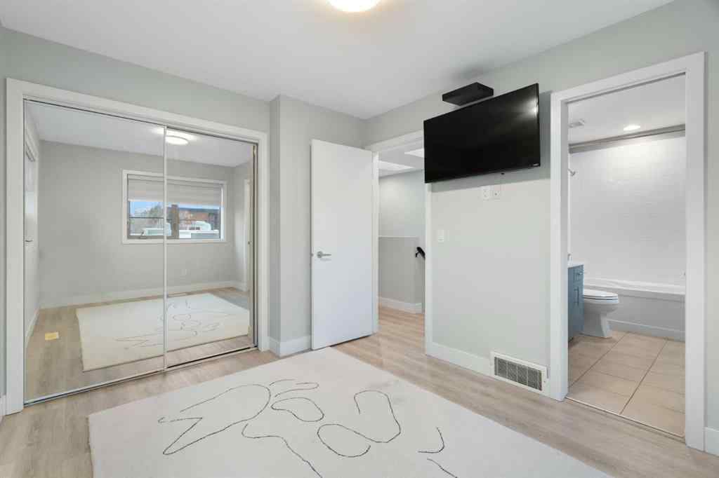 MLS® A2269483 - Unit #2 1929 26A Street SW in Killarney/Glengarry Calgary, Residential