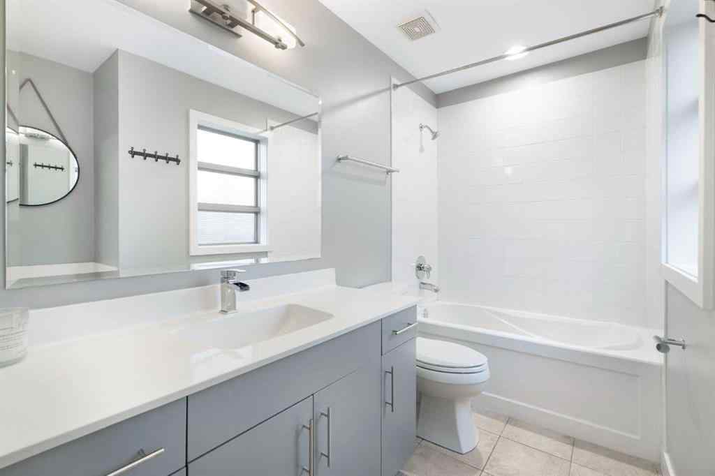 MLS® A2269483 - Unit #2 1929 26A Street SW in Killarney/Glengarry Calgary, Residential