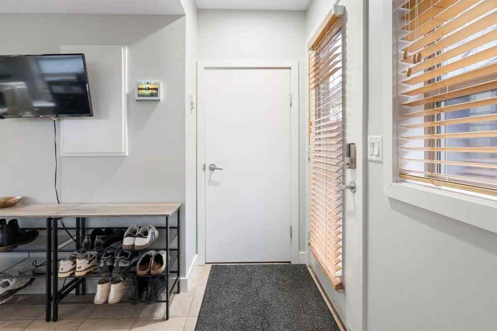 MLS® A2269483 - Unit #2 1929 26A Street SW in Killarney/Glengarry Calgary, Residential