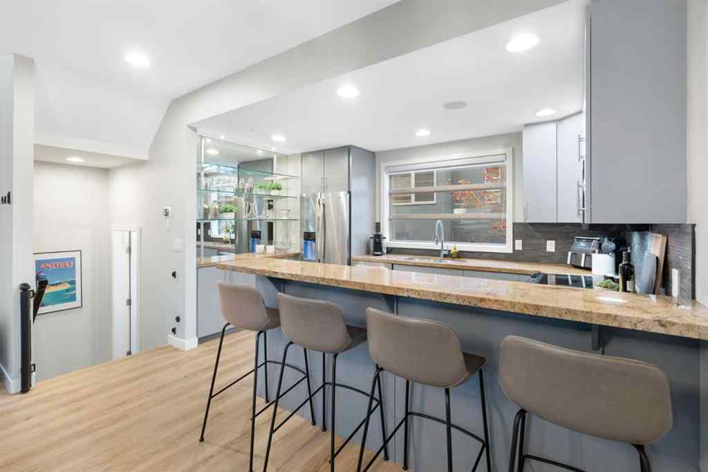 MLS® A2269483 - Unit #2 1929 26A Street SW in Killarney/Glengarry Calgary, Residential