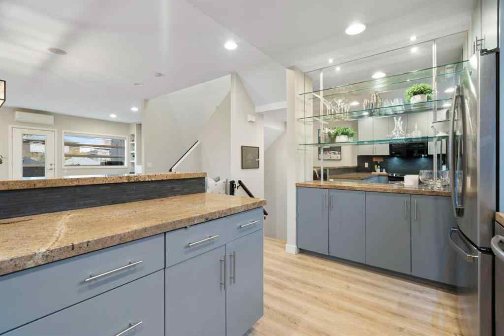 MLS® A2269483 - Unit #2 1929 26A Street SW in Killarney/Glengarry Calgary, Residential