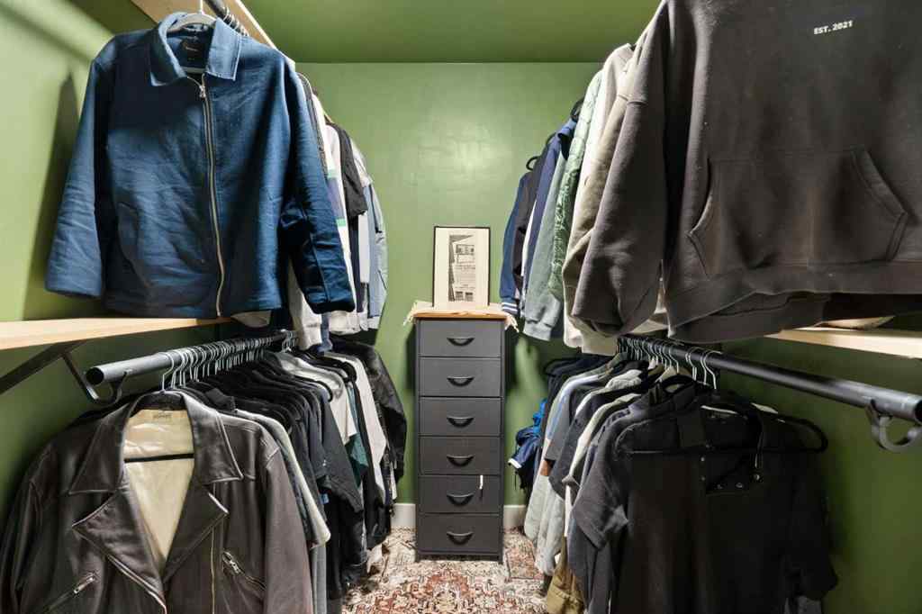 MLS® A2269483 - Unit #2 1929 26A Street SW in Killarney/Glengarry Calgary, Residential