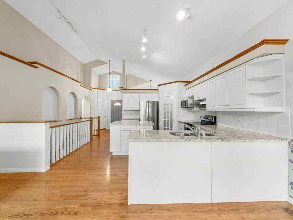 MLS® A2269490 - 38 Tuscany Hills Road NW in Tuscany Calgary, Residential