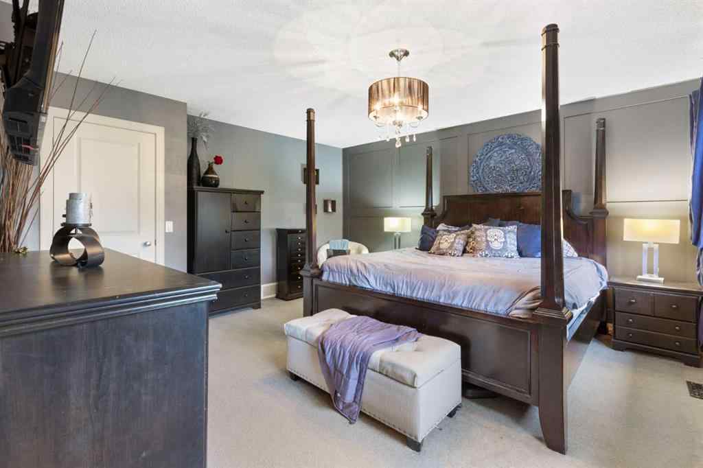 MLS&reg; # A2269501 - 52 Westmount Circle  in Westmount_OK Okotoks, Residential Open Houses