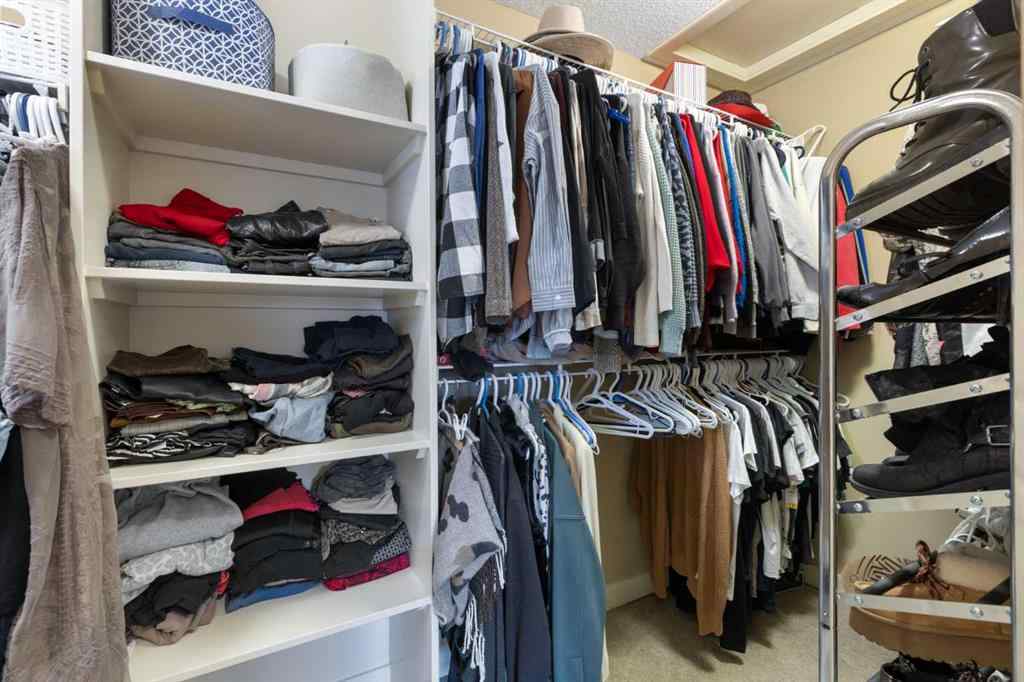 MLS&reg; # A2269501 - 52 Westmount Circle  in Westmount_OK Okotoks, Residential Open Houses