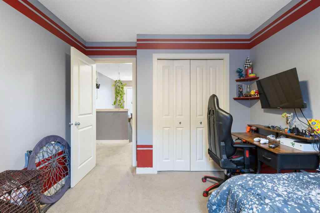 MLS&reg; # A2269501 - 52 Westmount Circle  in Westmount_OK Okotoks, Residential Open Houses