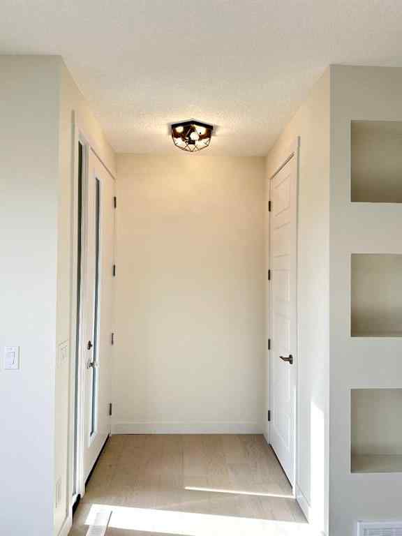 MLS® A2269514 - 220 Waterford Heath  in Waterford Chestermere, Residential