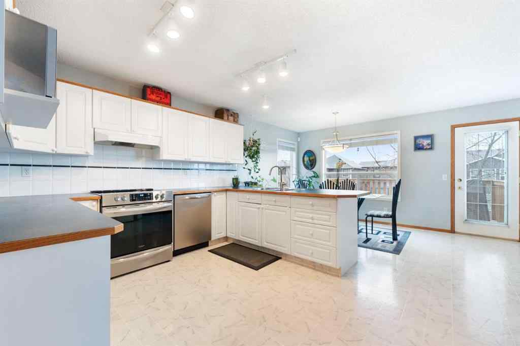 MLS® A2269515 - 42 Harvest Grove Close NE in Harvest Hills Calgary, Residential