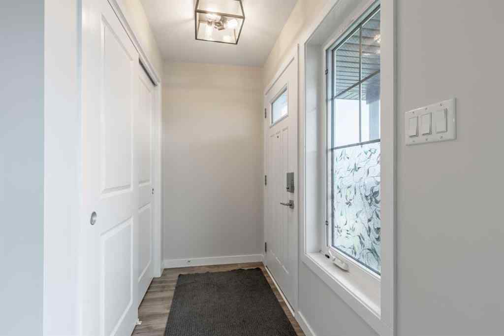 MLS&reg; # A2269518 - 982 41 Avenue N in Legacy Ridge / Hardieville Lethbridge, Residential Open Houses