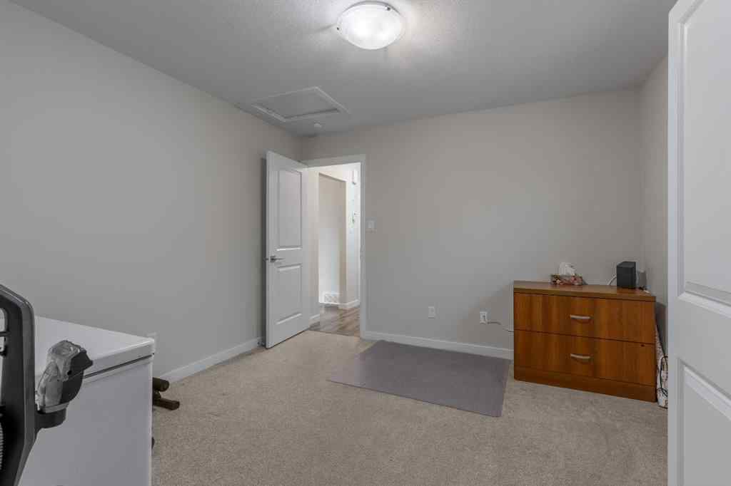 MLS&reg; # A2269518 - 982 41 Avenue N in Legacy Ridge / Hardieville Lethbridge, Residential Open Houses