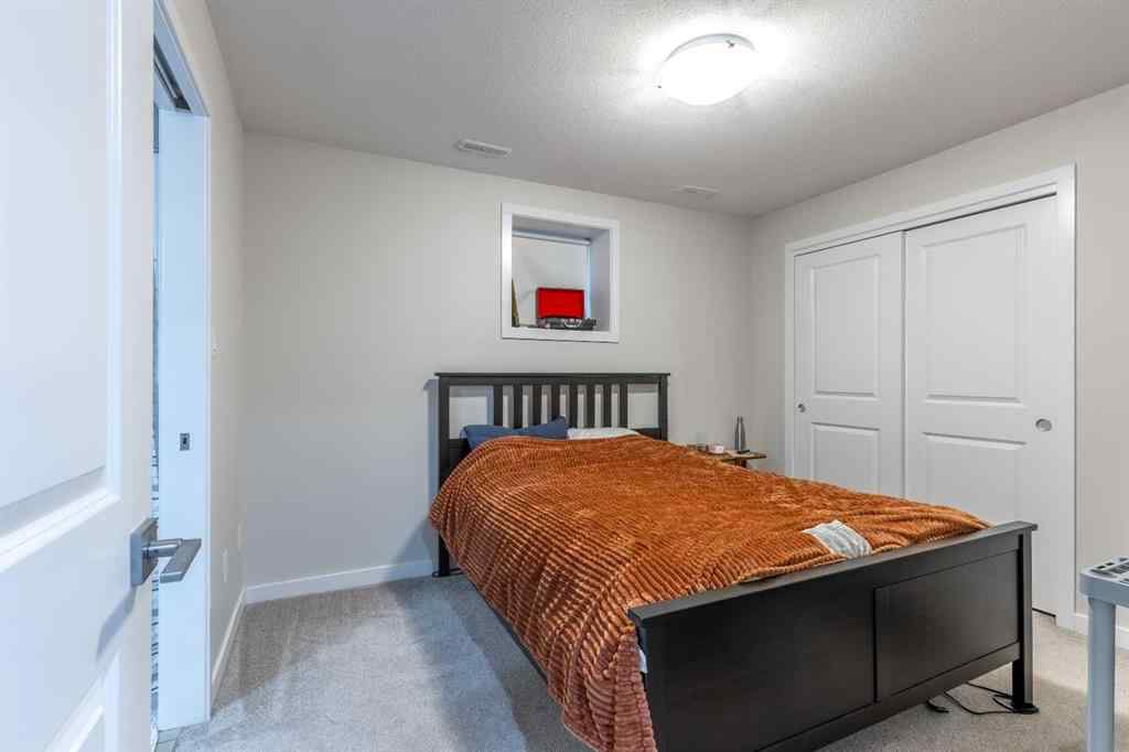 MLS&reg; # A2269518 - 982 41 Avenue N in Legacy Ridge / Hardieville Lethbridge, Residential Open Houses