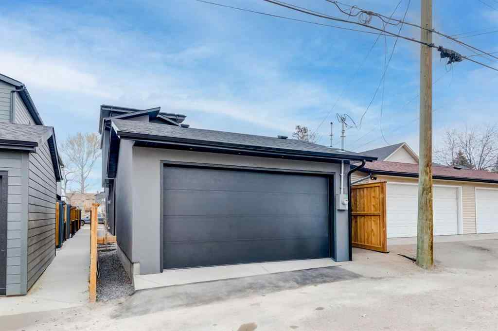 MLS® A2269522 - 637 51 Avenue SW in Windsor Park Calgary, Residential