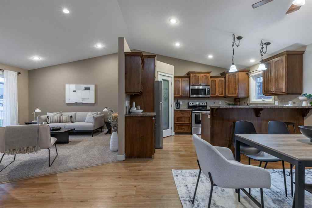 MLS&reg; # A2269524 - 4213 Sundance Road  in NONE Coalhurst, Residential Open Houses