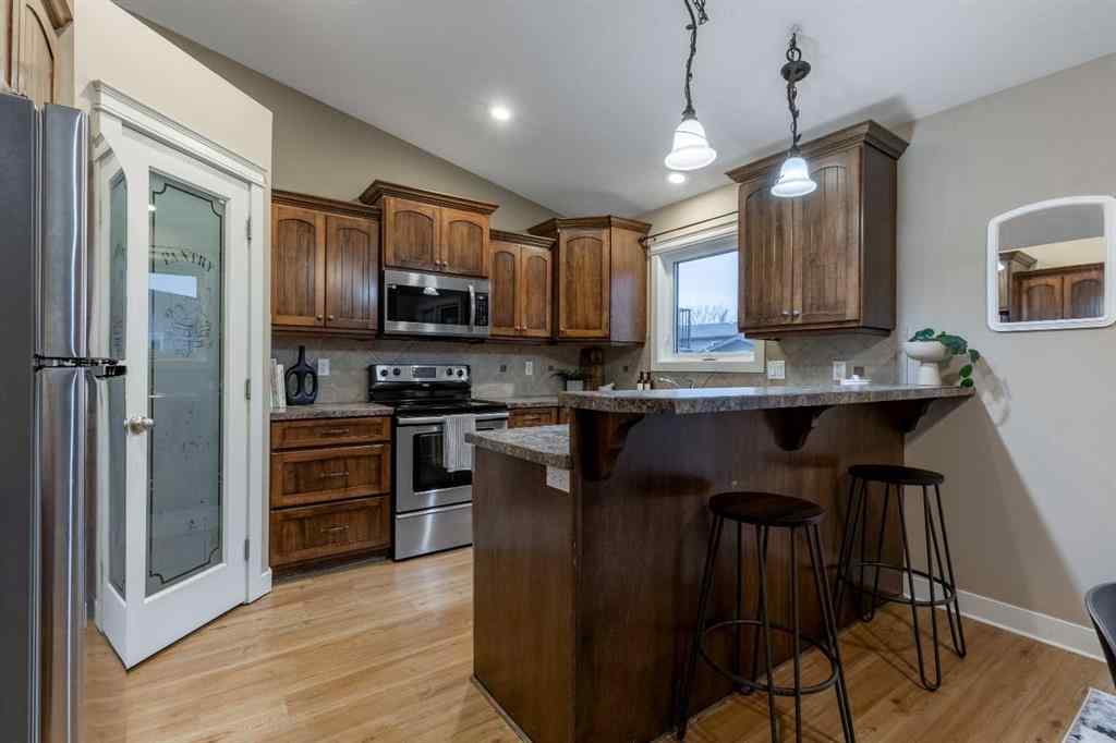 MLS&reg; # A2269524 - 4213 Sundance Road  in NONE Coalhurst, Residential Open Houses