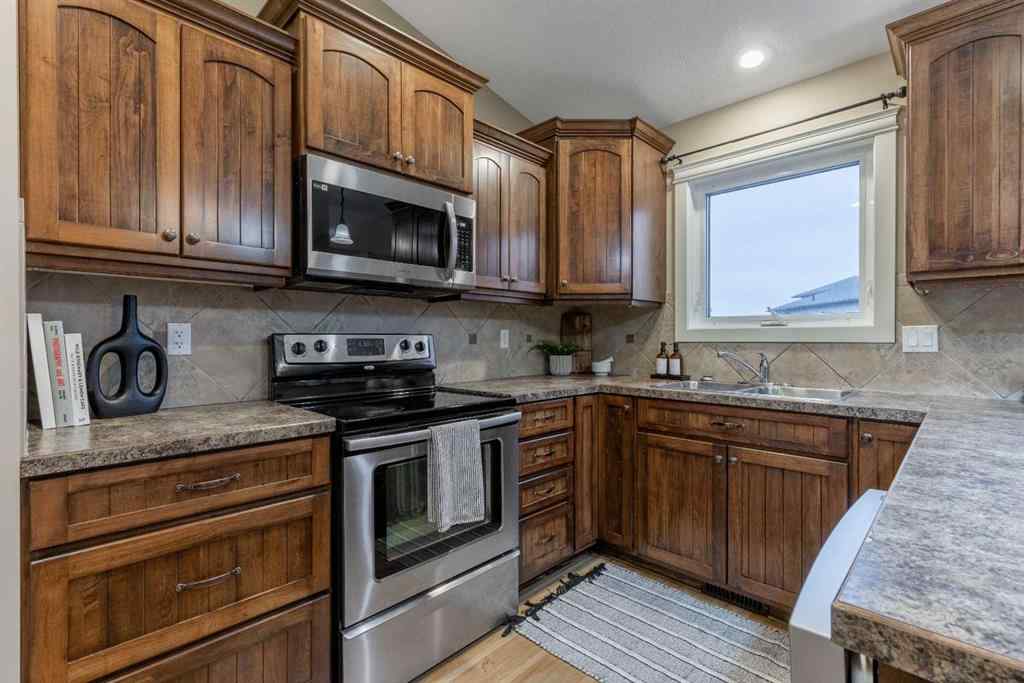 MLS&reg; # A2269524 - 4213 Sundance Road  in NONE Coalhurst, Residential Open Houses