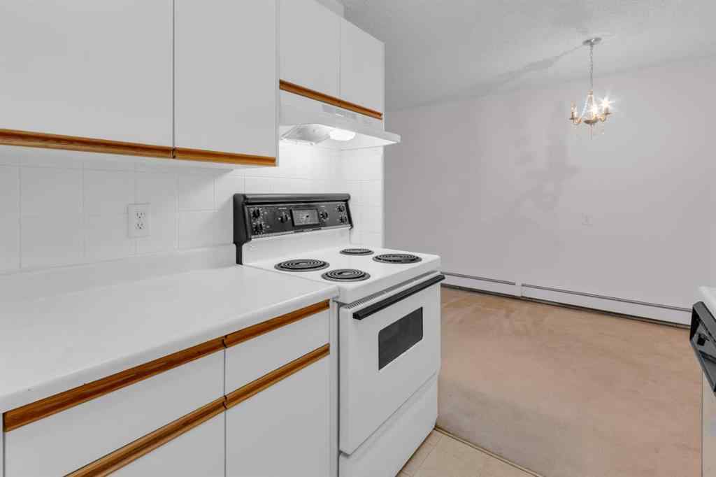 MLS&reg; # A2269531 - Unit #116 3420 50 Street NW in Varsity Calgary, Residential Open Houses