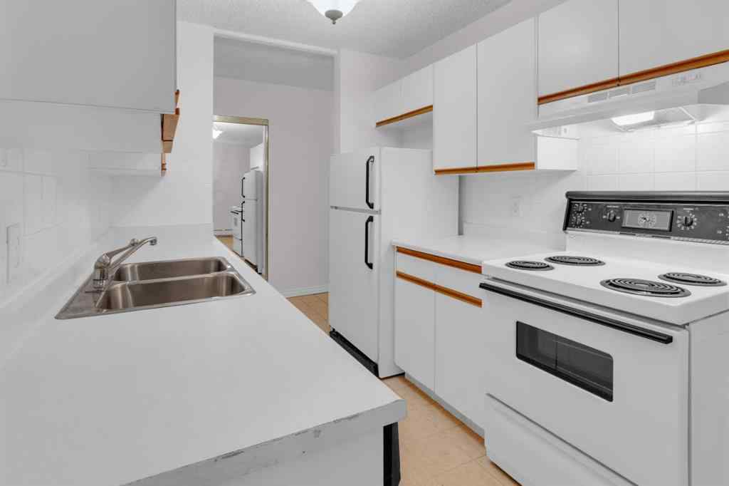 MLS&reg; # A2269531 - Unit #116 3420 50 Street NW in Varsity Calgary, Residential Open Houses