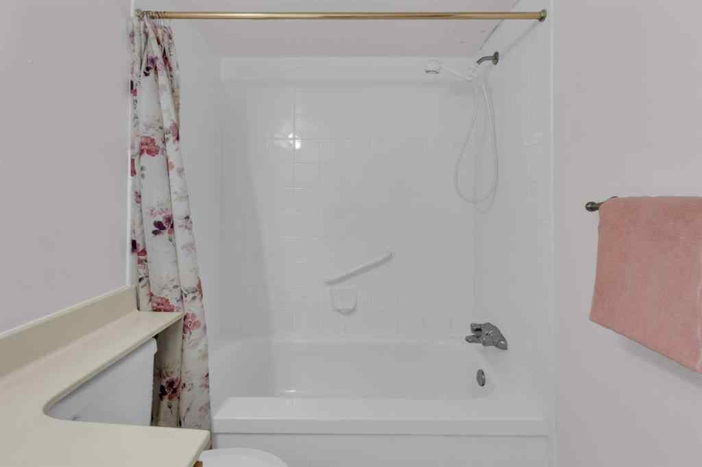 MLS&reg; # A2269531 - Unit #116 3420 50 Street NW in Varsity Calgary, Residential Open Houses