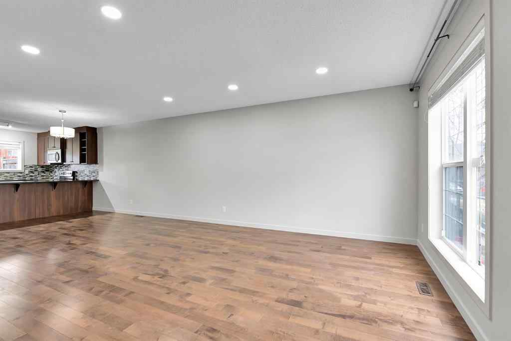 MLS® A2269544 - 354 Legacy Village Way SE in Legacy Calgary, Residential